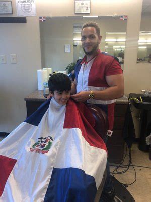 el dominicano barber shop